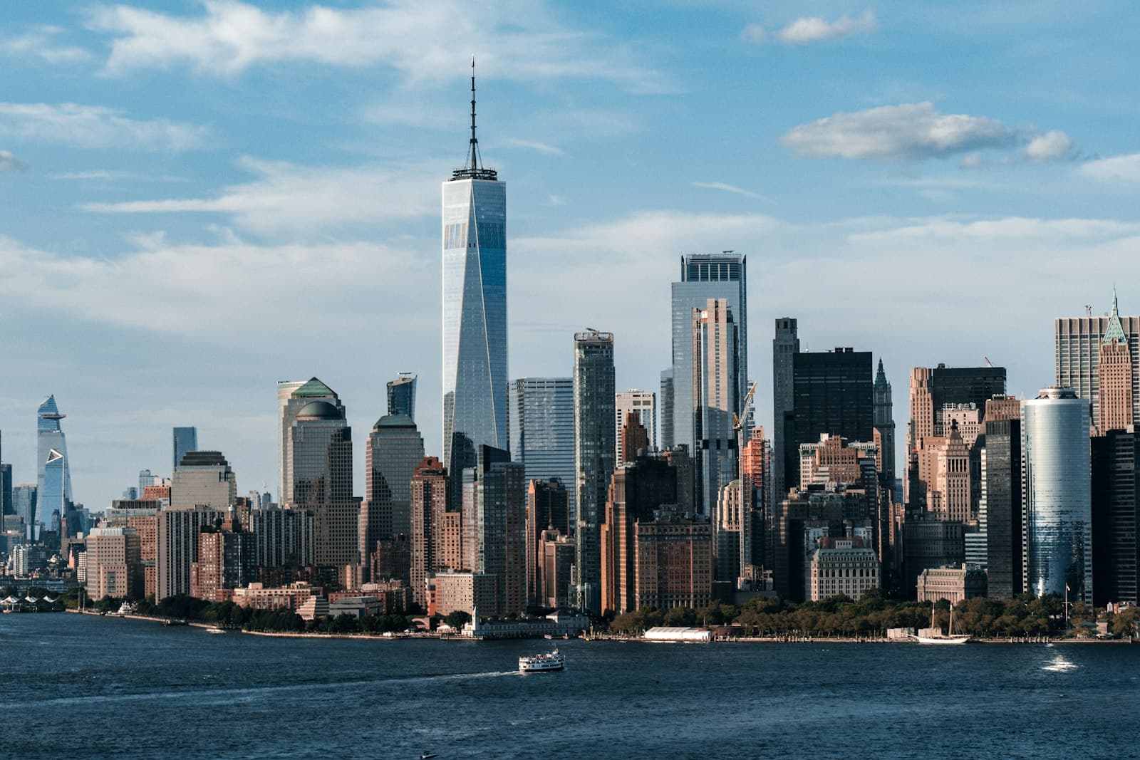Lower Manhattan skyline seen from the water