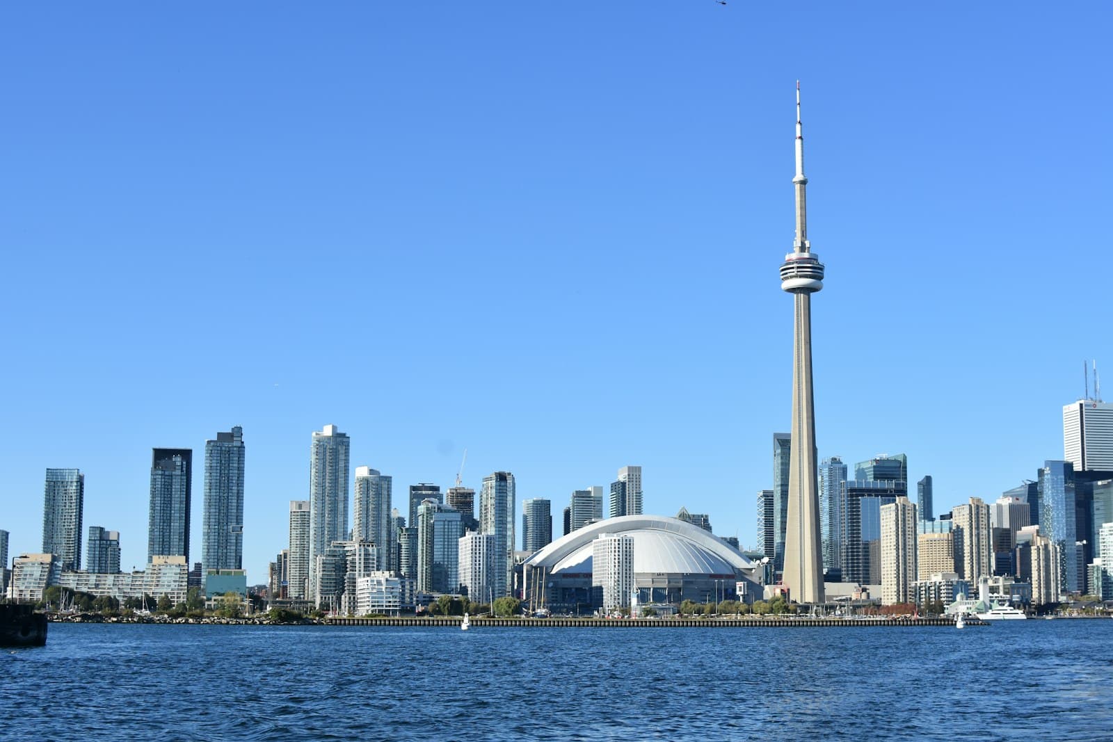 Toronto skyline and the CN Tower from the lake